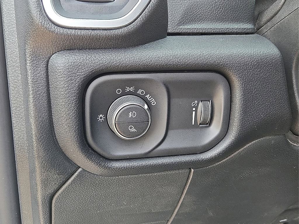 Used 2024 RAM 2500 Big Horn image 23