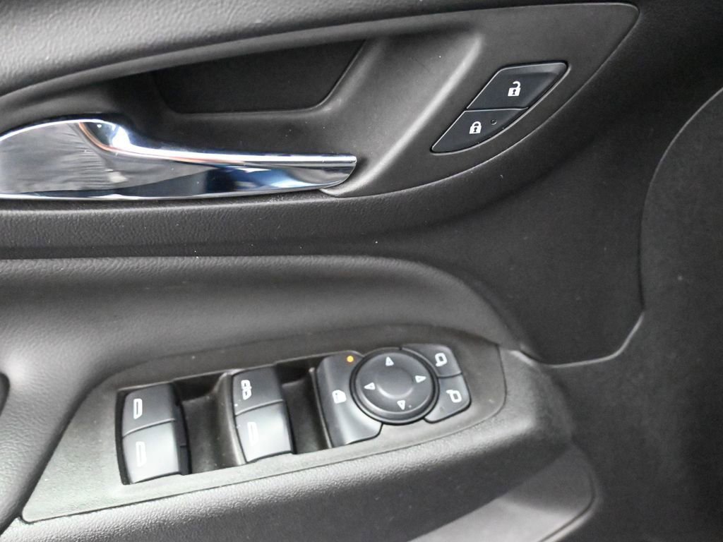 Used 2024 Chevrolet Equinox LT image 26