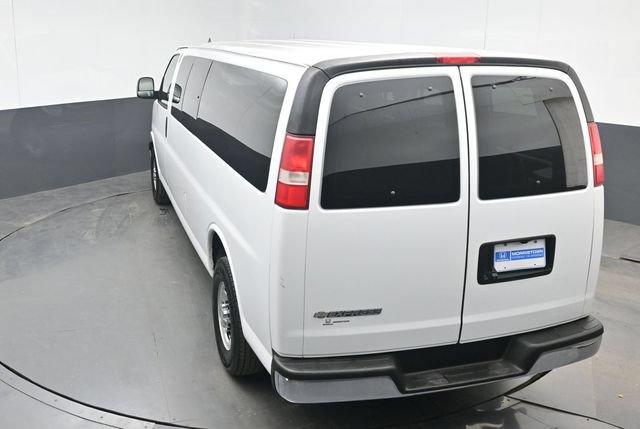 Used 2016 Chevrolet Express 3500 LT w/ LT Preferred Equipment Group RWD image 33