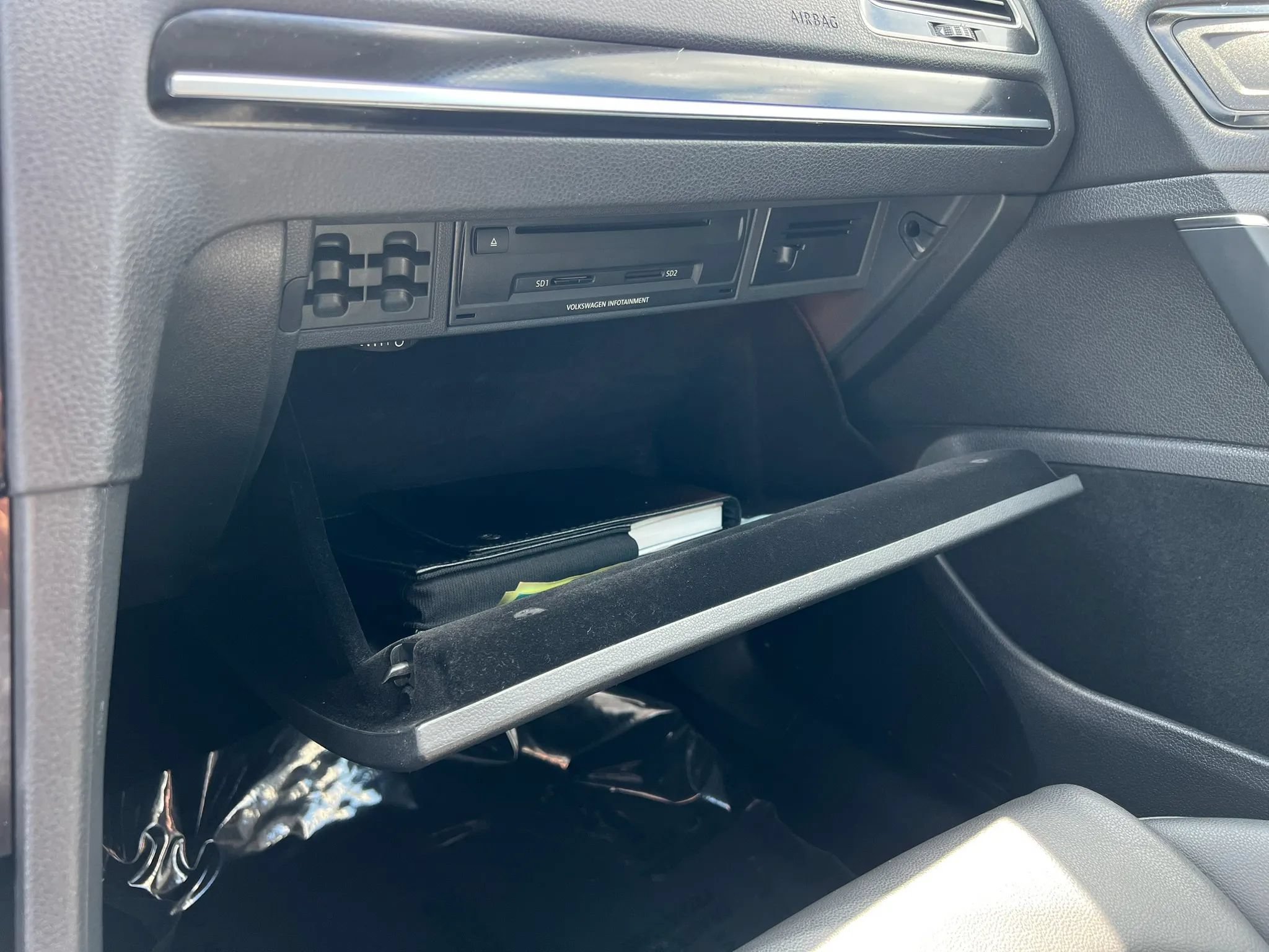 Used 2015 Volkswagen Golf 4-Door FWD image 29
