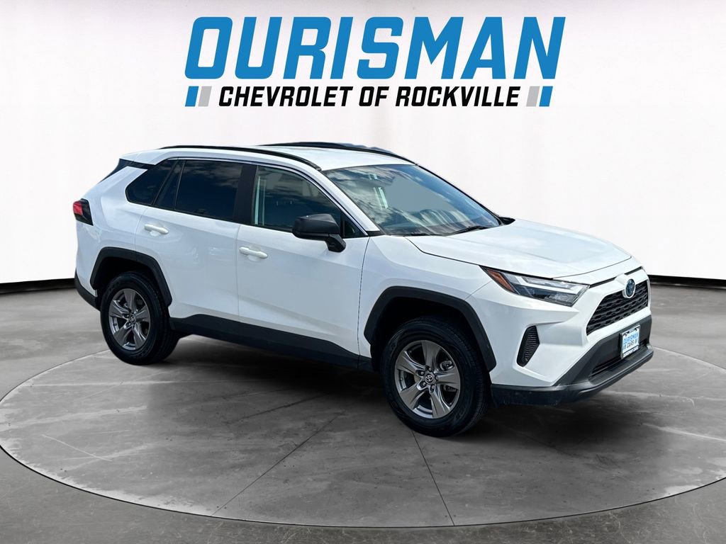 Used 2024 Toyota RAV4 LE AWD/4WD image 1