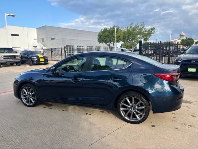 Used 2018 MAZDA MAZDA3 Touring FWD image 8