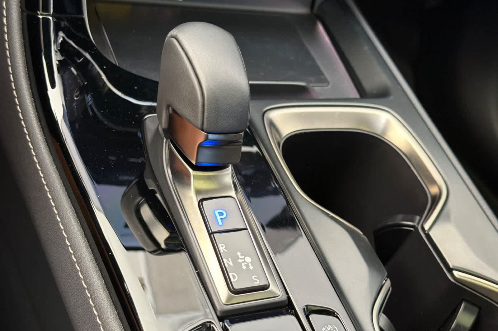 Certified 2025 Lexus NX 450h+ AWD w/ Accessory Package (2T) image 24