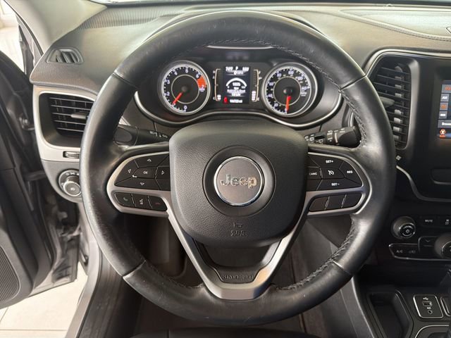 Used 2019 Jeep Cherokee Latitude Plus image 28