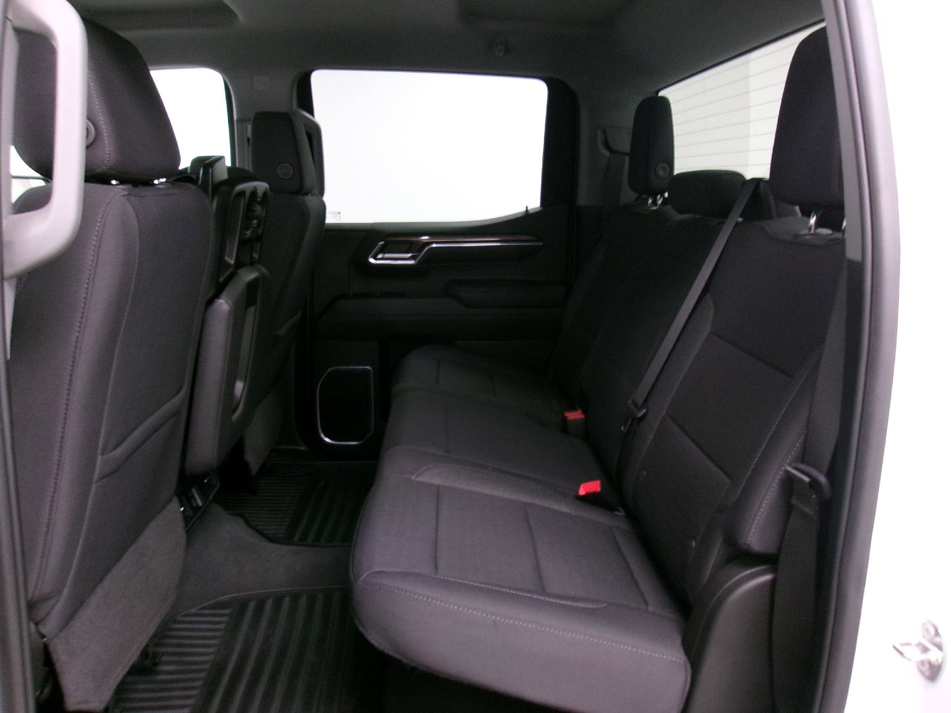 Certified 2024 Chevrolet Silverado 1500 LT w/ Z71 Off-Road Package image 9