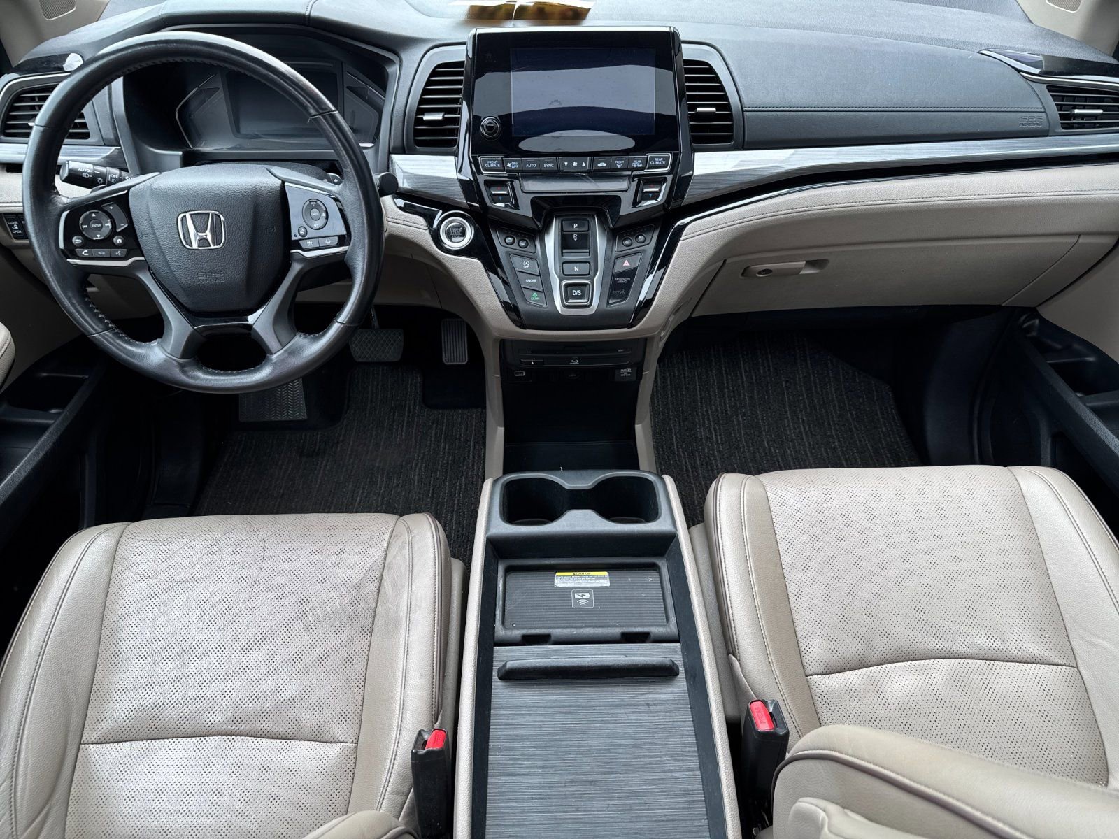 Used 2022 Honda Odyssey Elite image 12