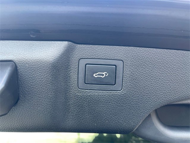 Used 2017 Hyundai Santa Fe SE w/ SE Premium Package 02 image 20