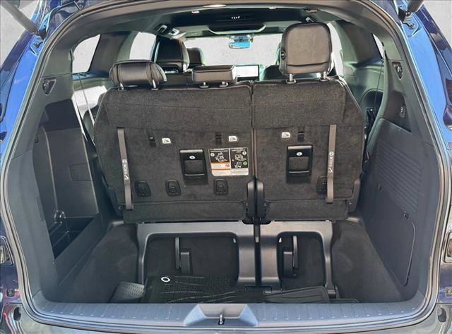 Used 2025 Toyota Sienna Platinum image 7