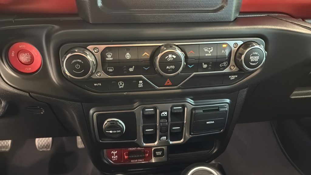 Used 2019 Jeep Wrangler Unlimited Rubicon w/ Steel Bumper Group AWD/4WD image 39