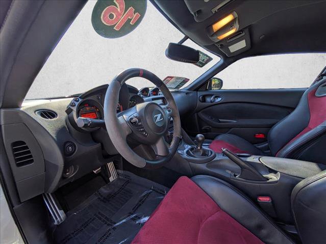 Used 2016 Nissan 370Z NISMO image 15