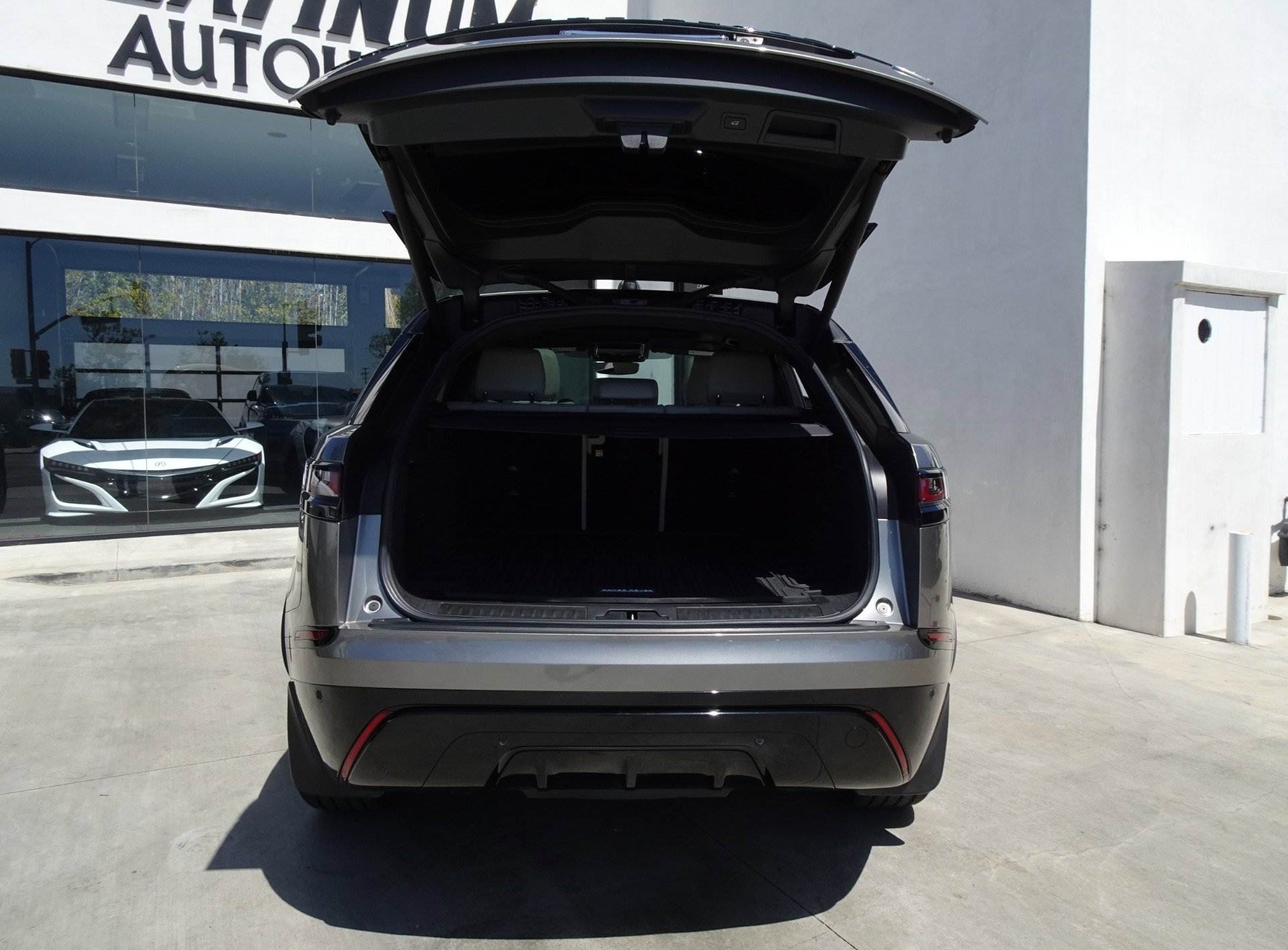 Used 2021 Land Rover Range Rover Velar R-Dynamic S AWD/4WD image 6