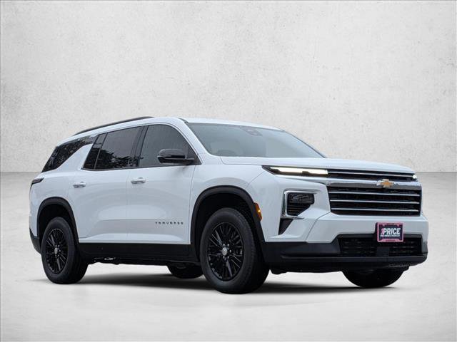 Used 2026 Chevrolet Traverse LT FWD image 3