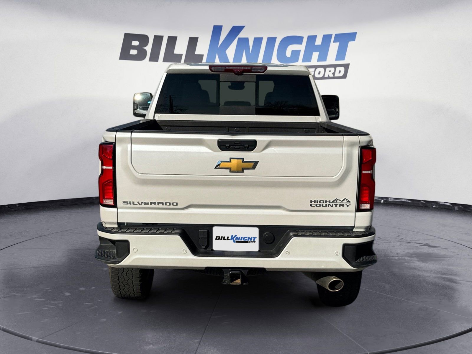 Used 2025 Chevrolet Silverado 3500 High Country w/ High Country Premium Package image 4