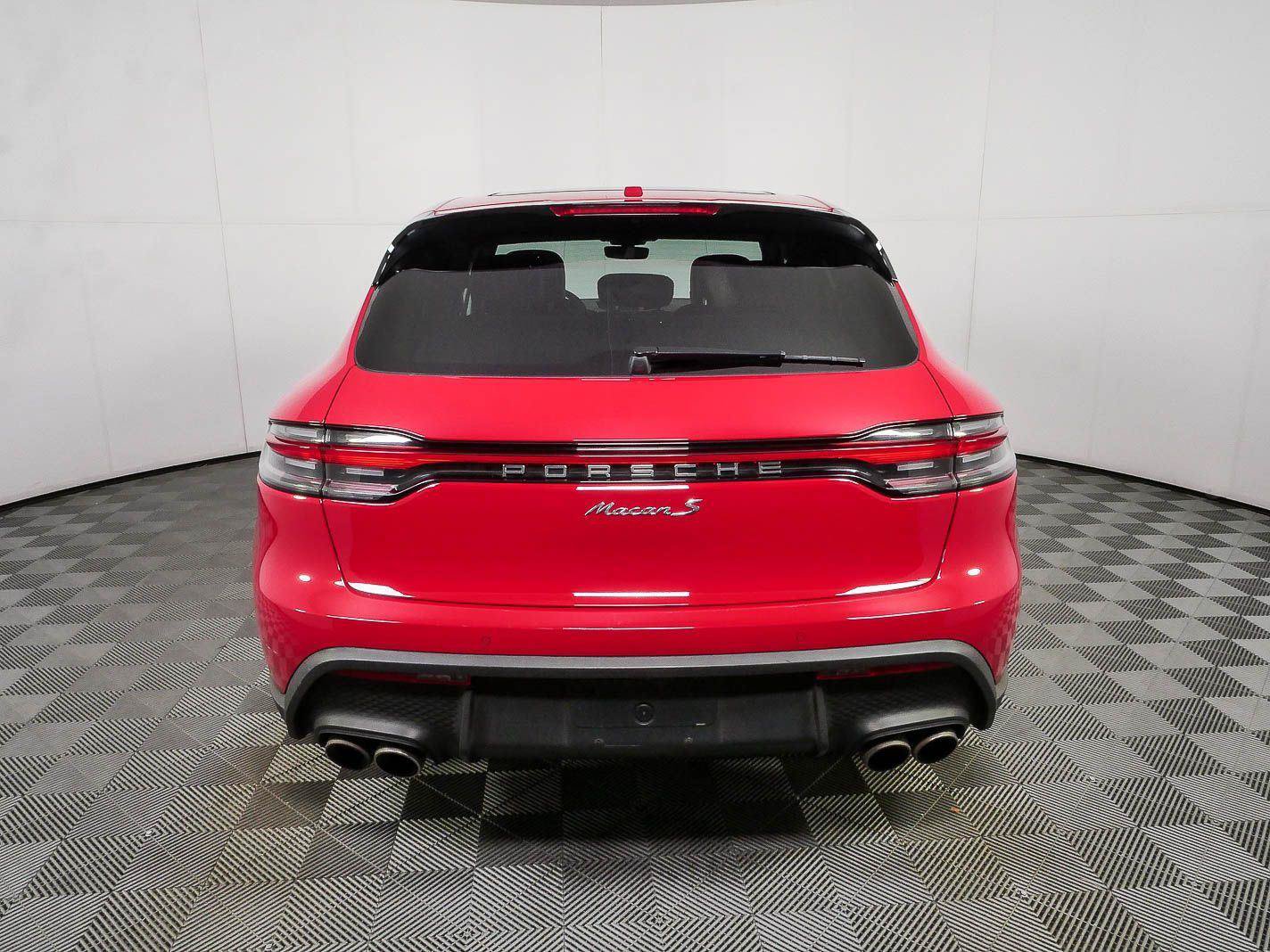 Used 2022 Porsche Macan S AWD/4WD image 28