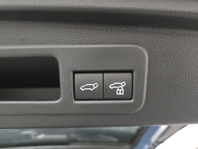 New 2026 Toyota 4Runner Platinum AWD/4WD image 16