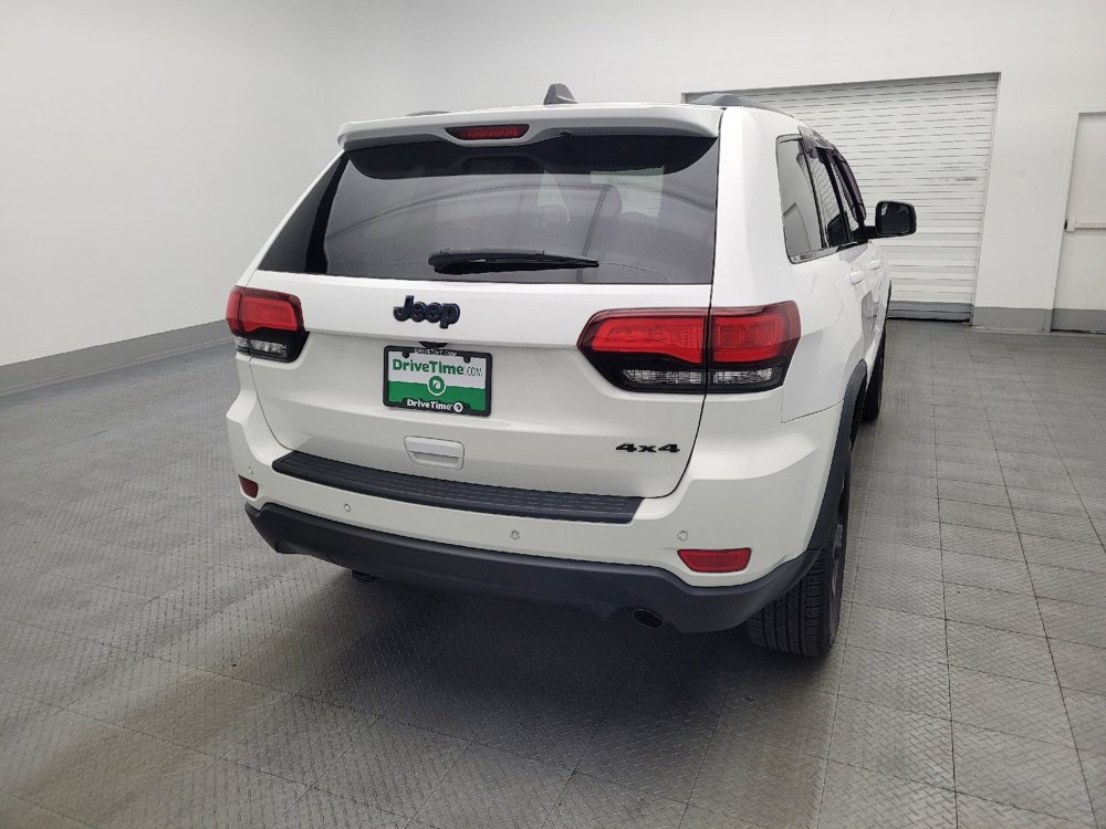 Used 2018 Jeep Grand Cherokee Laredo image 7