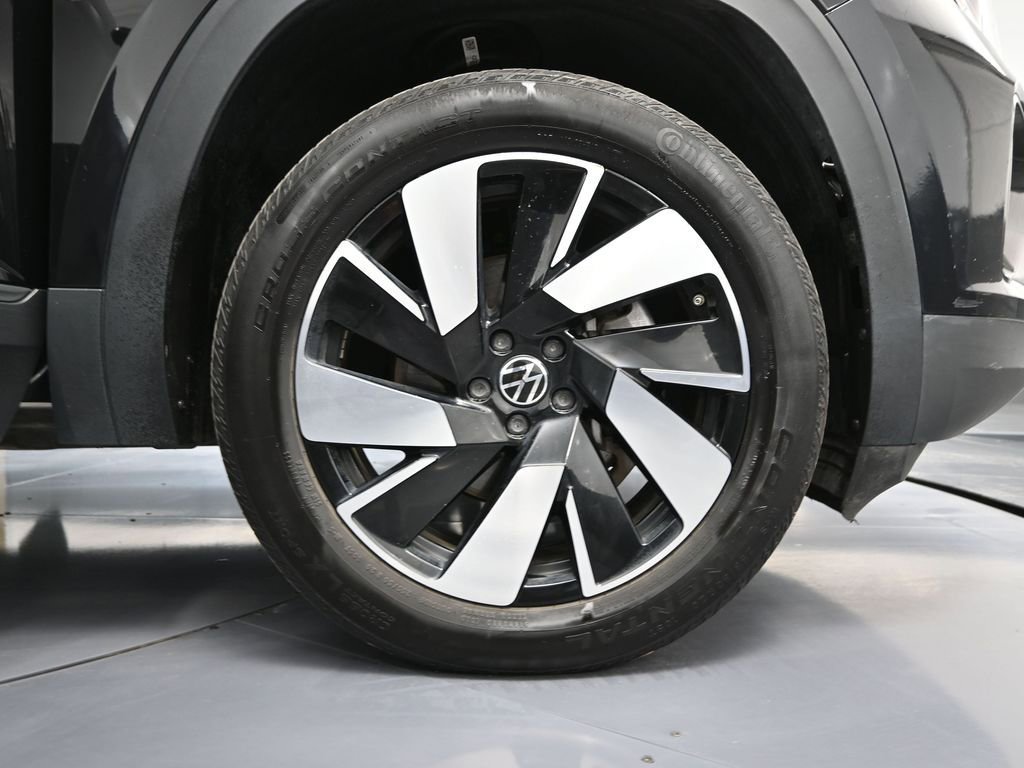 Used 2024 Volkswagen Atlas Cross Sport SE image 15