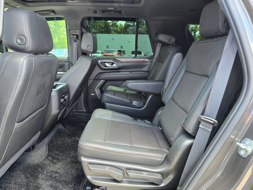 Certified 2021 Chevrolet Tahoe High Country w/ Premium Package AWD/4WD image 25