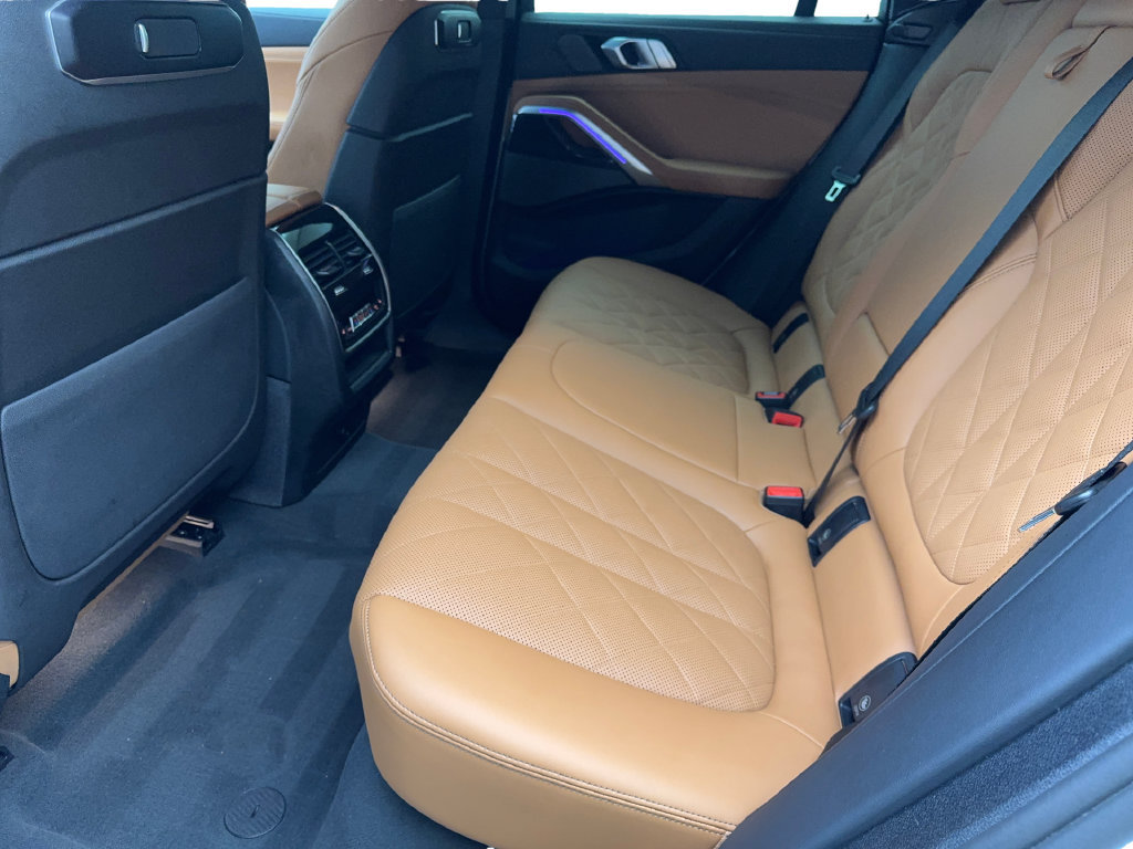 Used 2026 BMW X6 xDrive40i AWD/4WD image 36