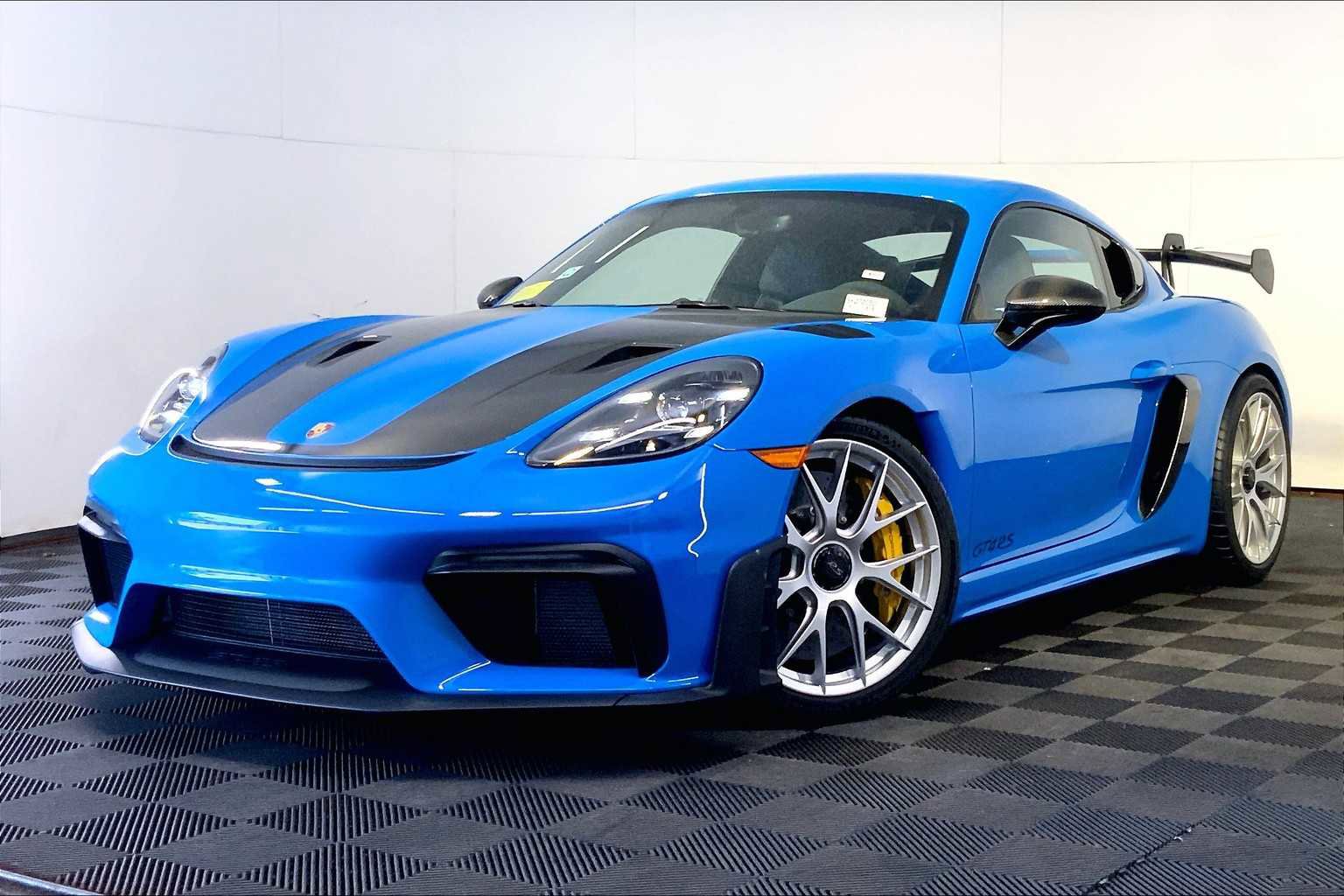 New 2025 Porsche 718 Cayman GT4 RS