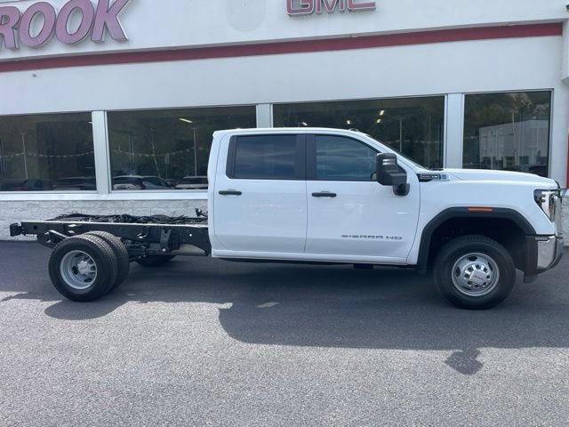 New 2026 GMC Sierra 3500 Pro w/ Convenience Package AWD/4WD image 5
