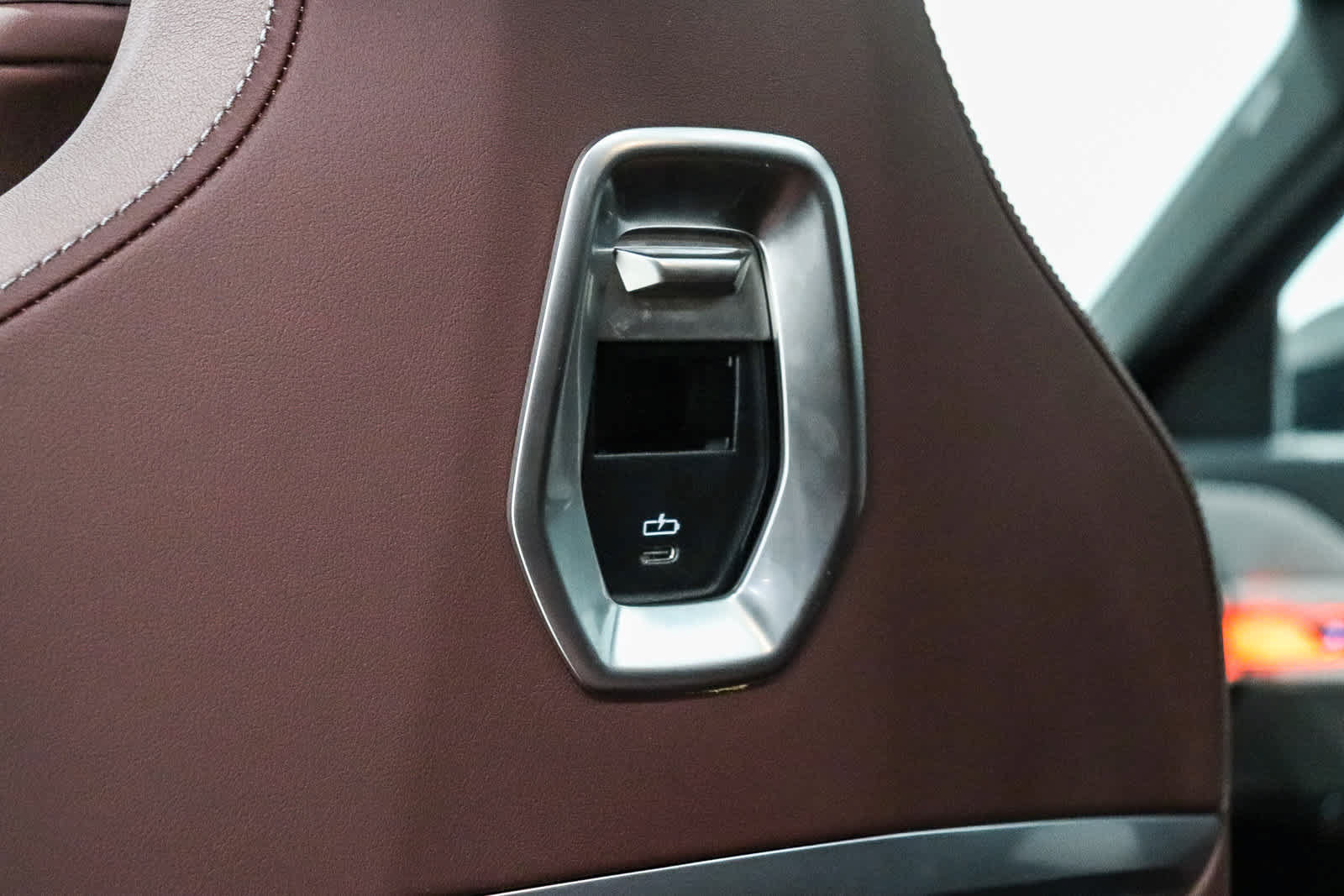 Used 2025 BMW i7 eDrive50 w/ M Sport Package RWD image 23