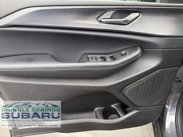 Used 2025 Jeep Grand Cherokee Laredo w/ Luxury Tech Group I image 35