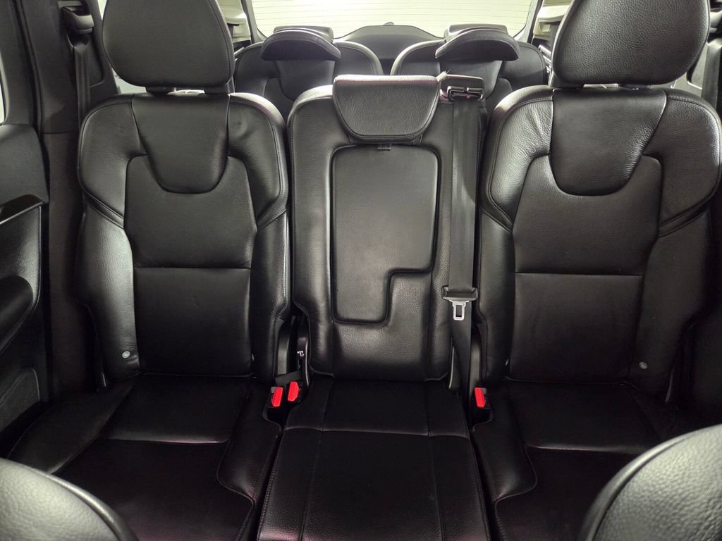 Used 2019 Volvo XC90 T6 Momentum w/ Protection Package Premier AWD/4WD image 22