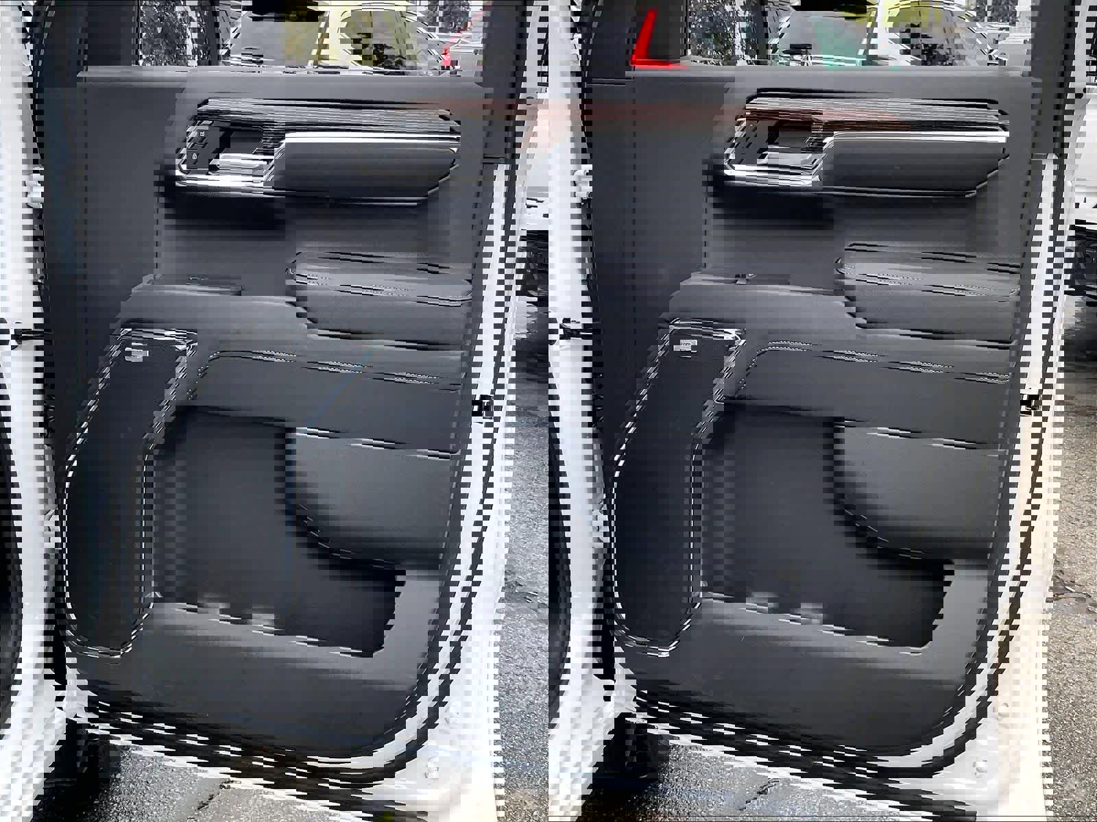 Used 2023 GMC Sierra 1500 Elevation w/ Preferred Package image 24