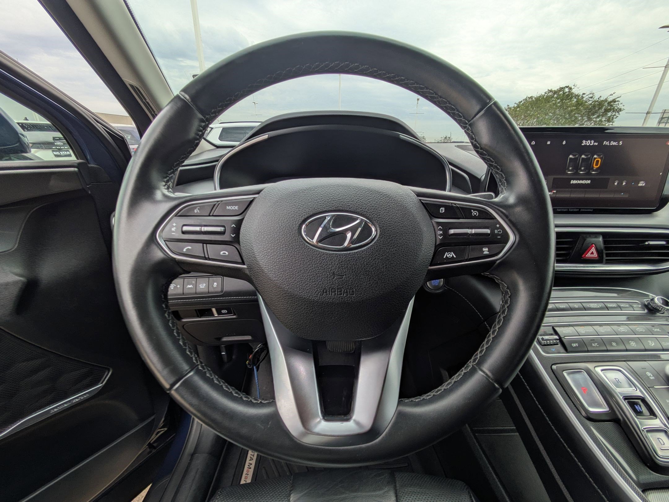 Used 2021 Hyundai Santa Fe SEL w/ Convenience + Premium Package image 17