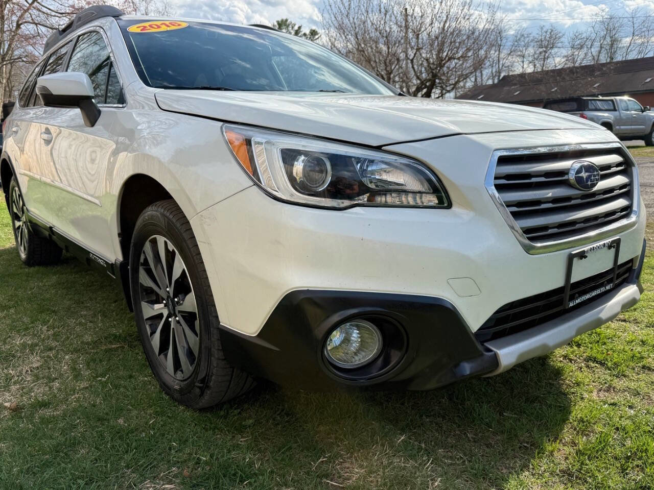 Used 2016 Subaru Outback 3.6R Limited AWD/4WD image 6