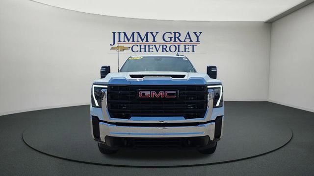 Used 2024 GMC Sierra 2500 Pro w/ Convenience Package AWD/4WD image 8