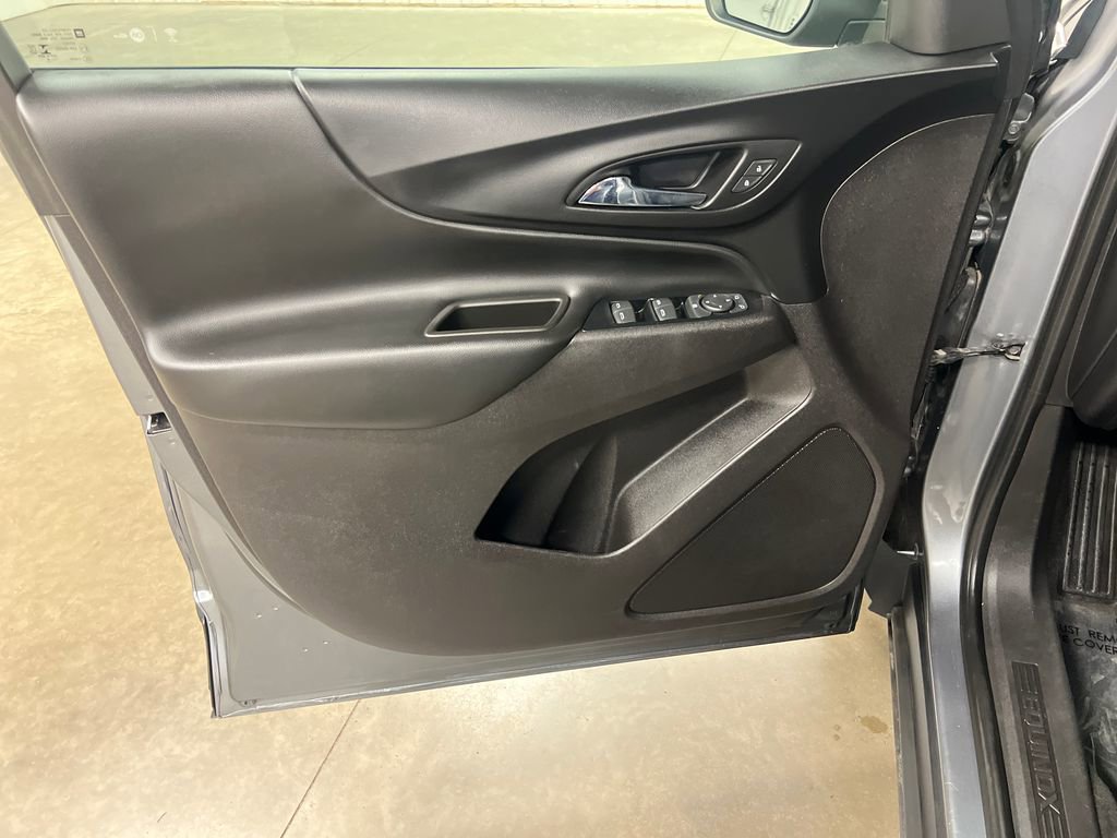 Certified 2018 Chevrolet Equinox LT AWD/4WD image 15
