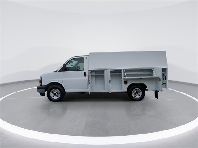 New 2025 GMC Savana 3500 w/ Power Convenience Package image 5