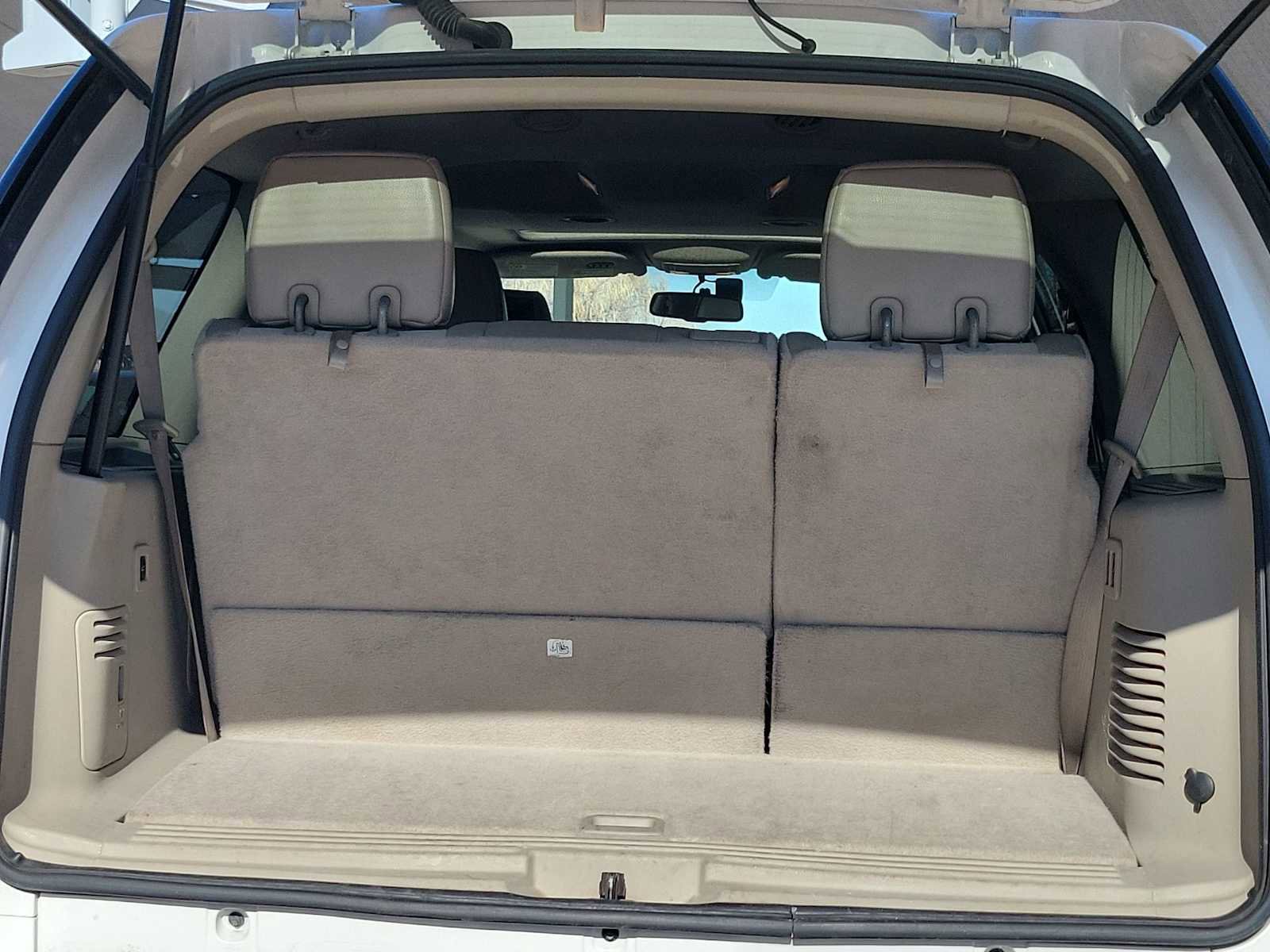 Used 2013 Ford Expedition Limited image 3