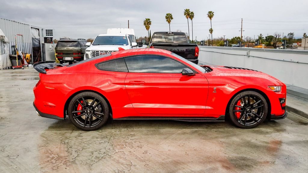 Used 2020 Ford Mustang Shelby GT500 w/ Technology Package RWD image 13
