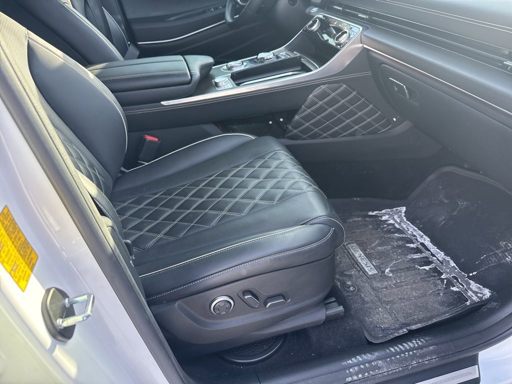 Used 2024 Genesis GV80 3.5T w/ Prestige Package image 14