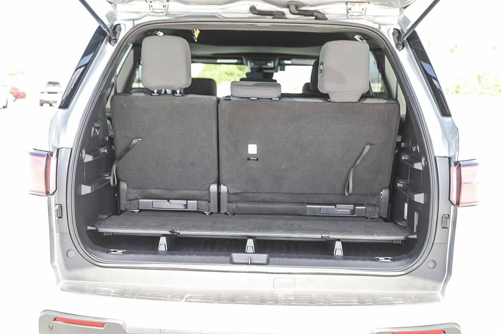 Certified 2025 Toyota Sequoia SR5 image 27