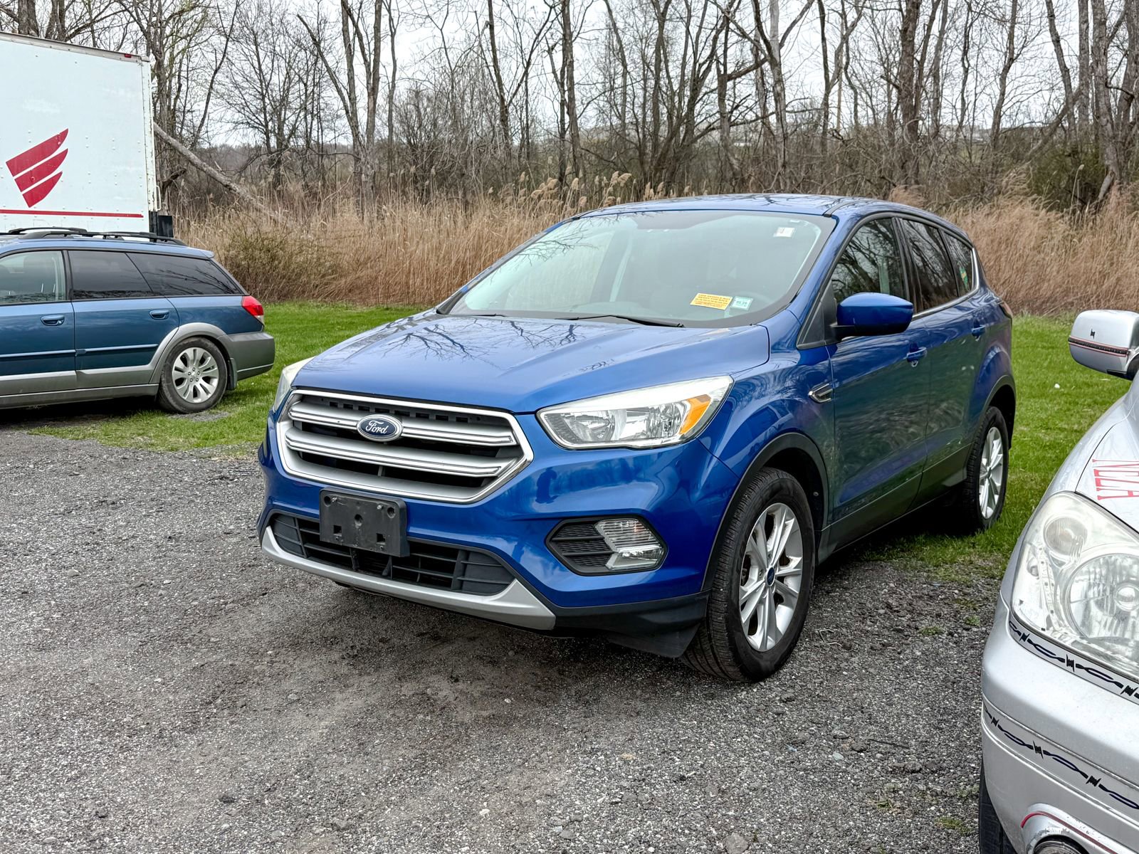 Used 2017 Ford Escape SE image 3