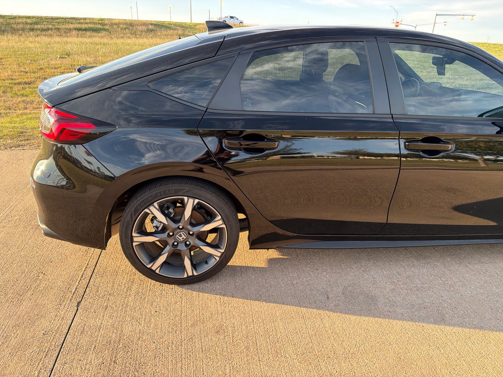 Used 2025 Honda Civic Sport Touring image 24