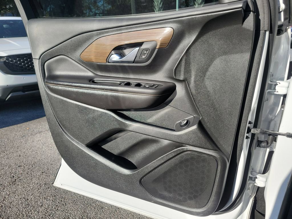Used 2021 GMC Terrain SLE w/ Driver Convenience Package image 23