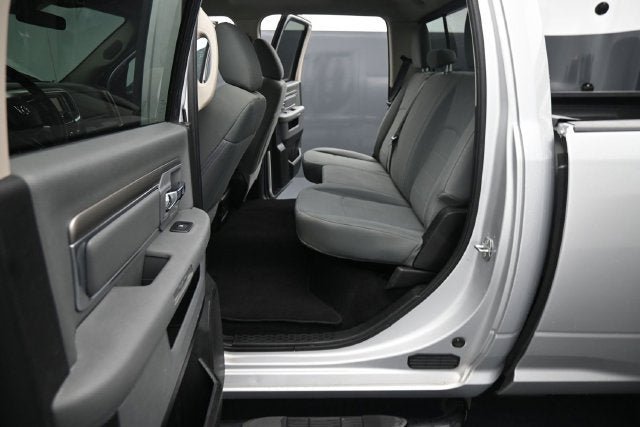 Used 2019 RAM 1500 Classic SLT AWD/4WD image 20