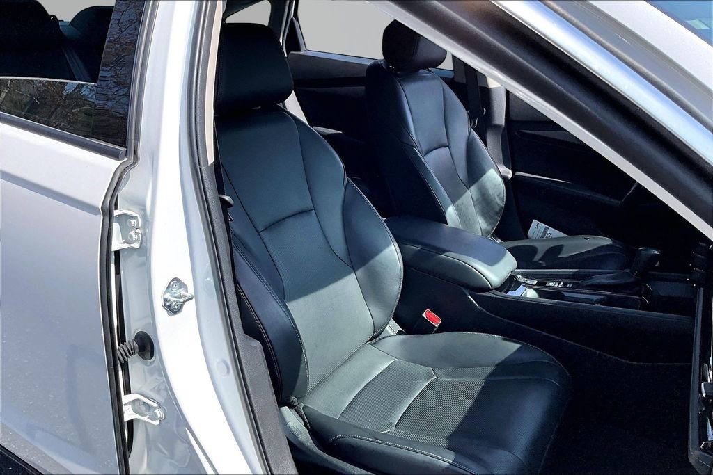 Used 2024 Honda Accord EX-L image 22
