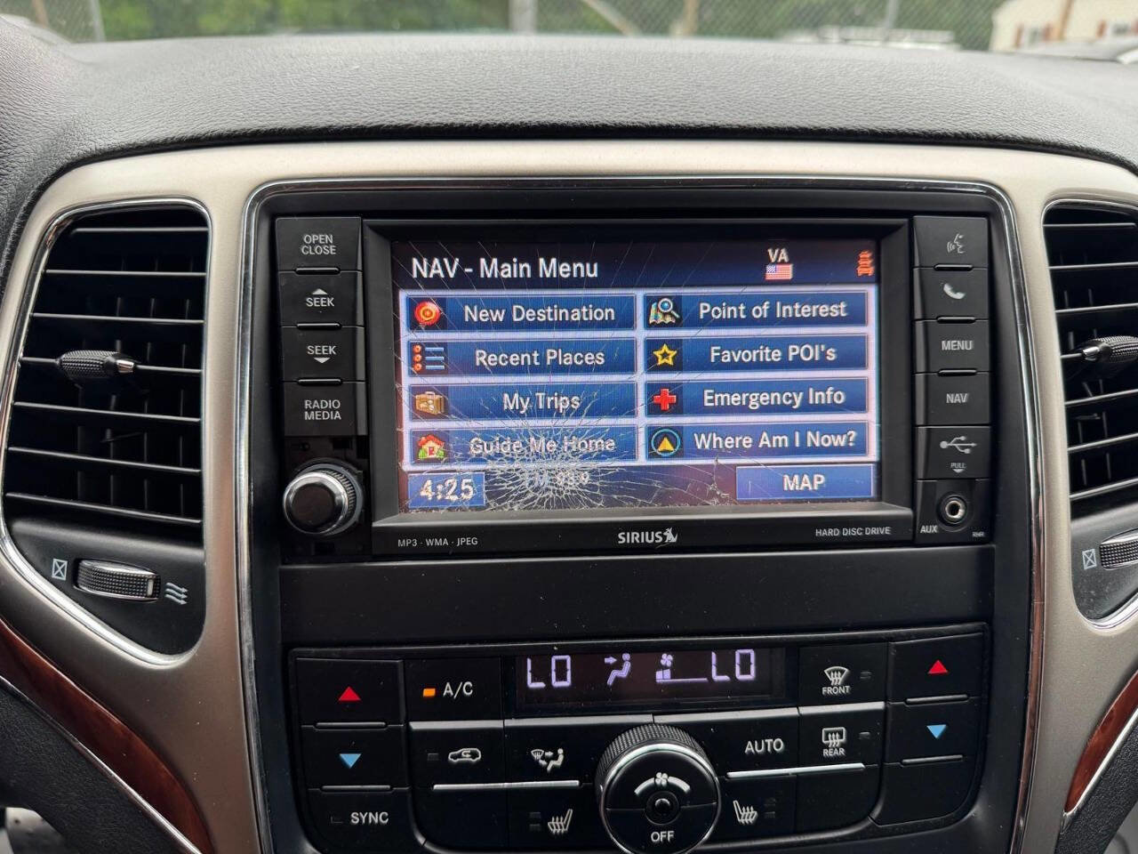 Used 2012 Jeep Grand Cherokee Limited image 21