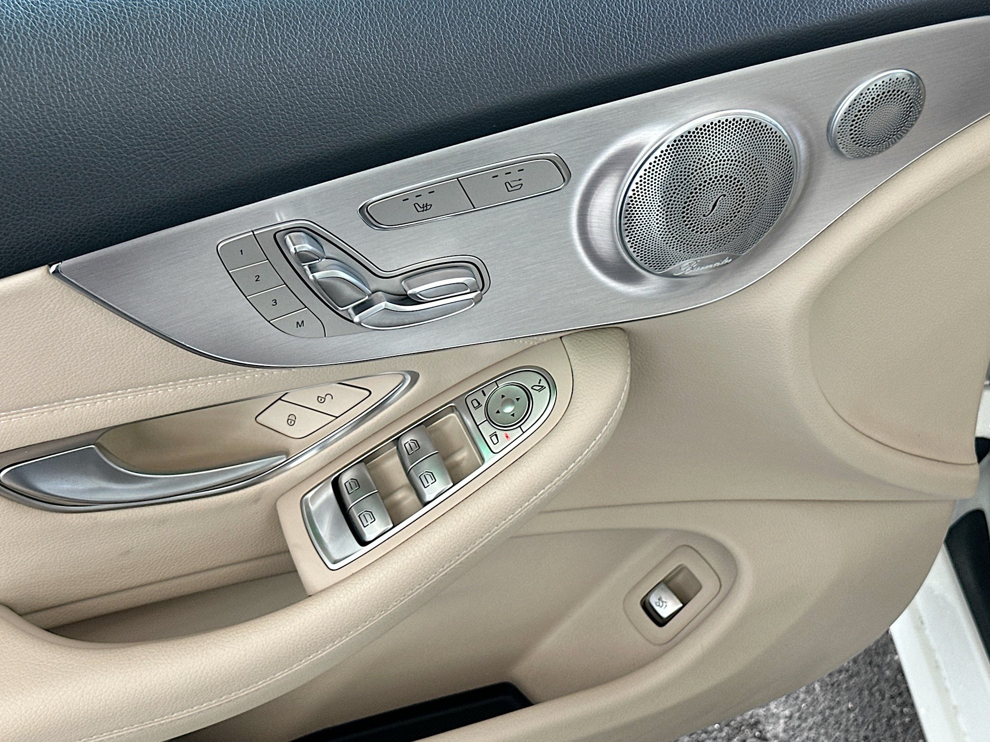 Used 2021 Mercedes-Benz C 300 Cabriolet image 17