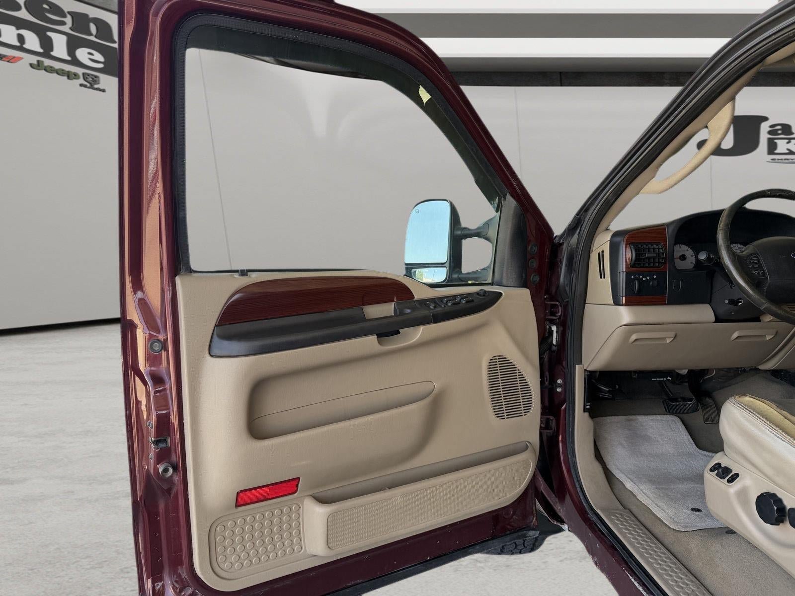 Used 2007 Ford F250 4x4 Crew Cab Super Duty image 9