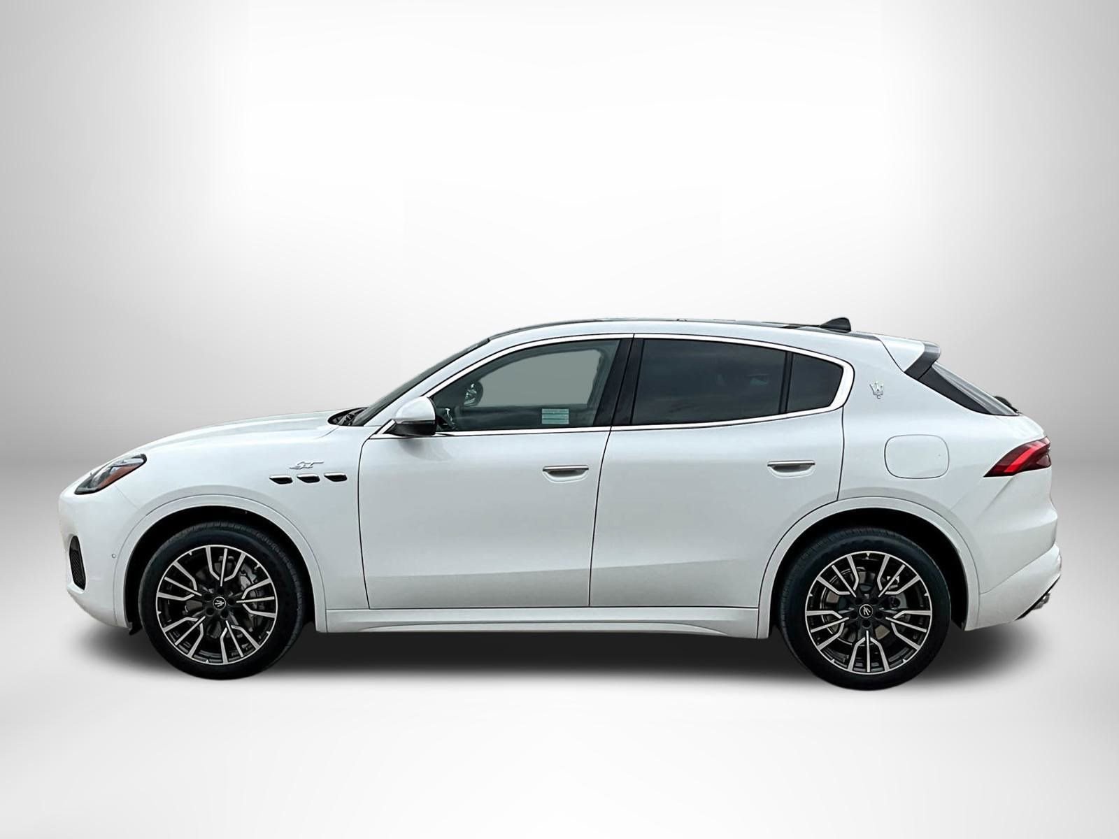 Used 2024 Maserati Grecale GT image 8