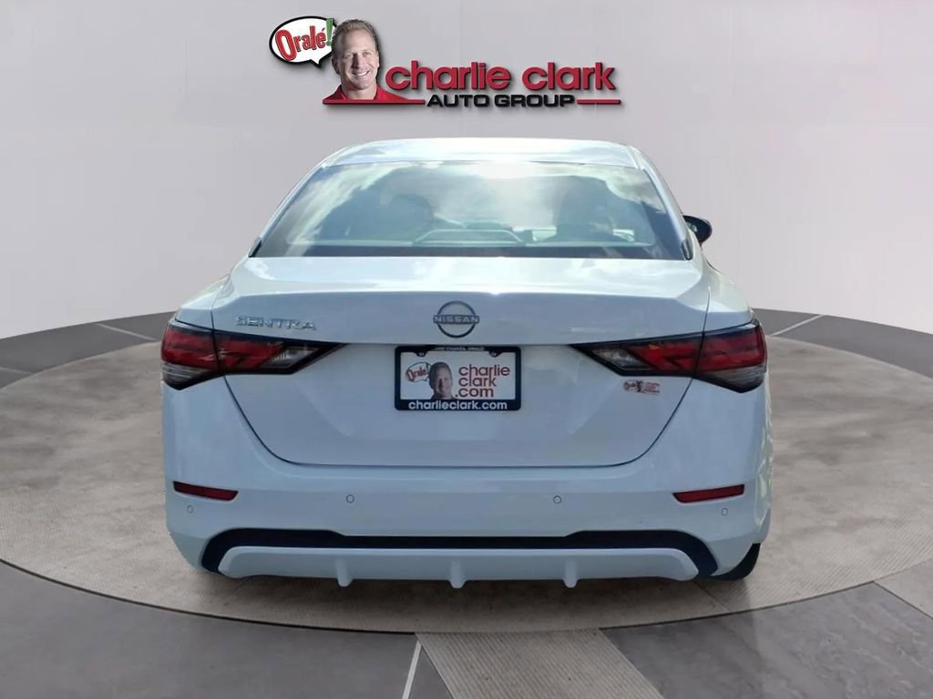 Used 2025 Nissan Sentra S image 4