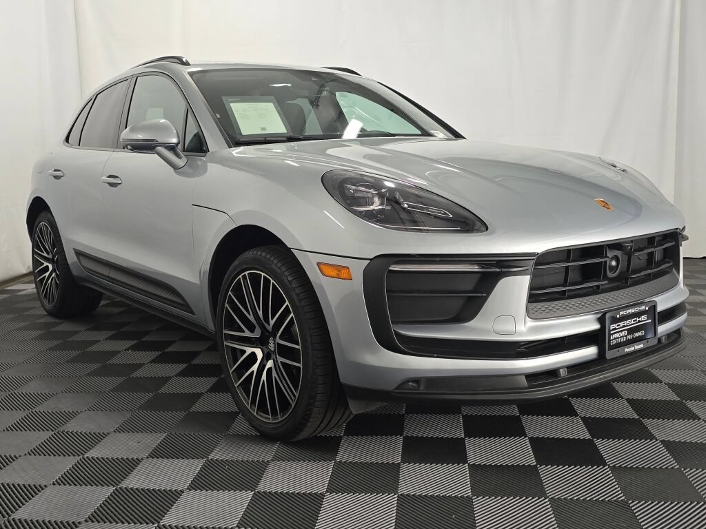 Certified 2024 Porsche Macan AWD/4WD image 10