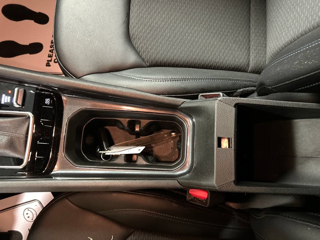 Used 2025 Jeep Compass Latitude AWD/4WD image 19